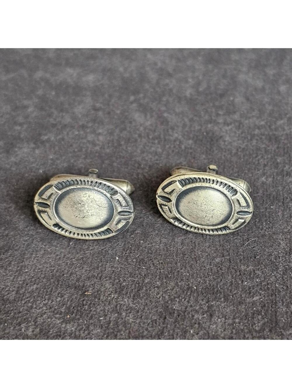 Cuff Links - Picture 1 of 2